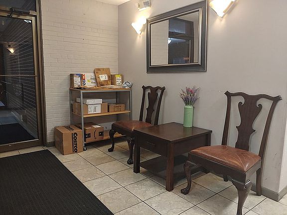 5th image of 1025 S Fernandez Ave APT 2D