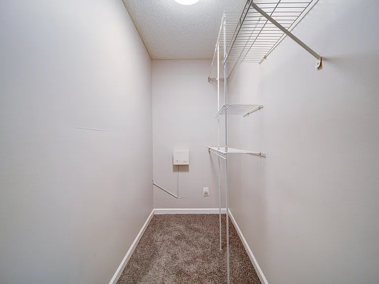 Summers Run Apartments — Photo 25