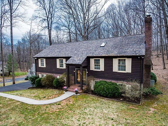 2nd image of 102 Woodville Dr