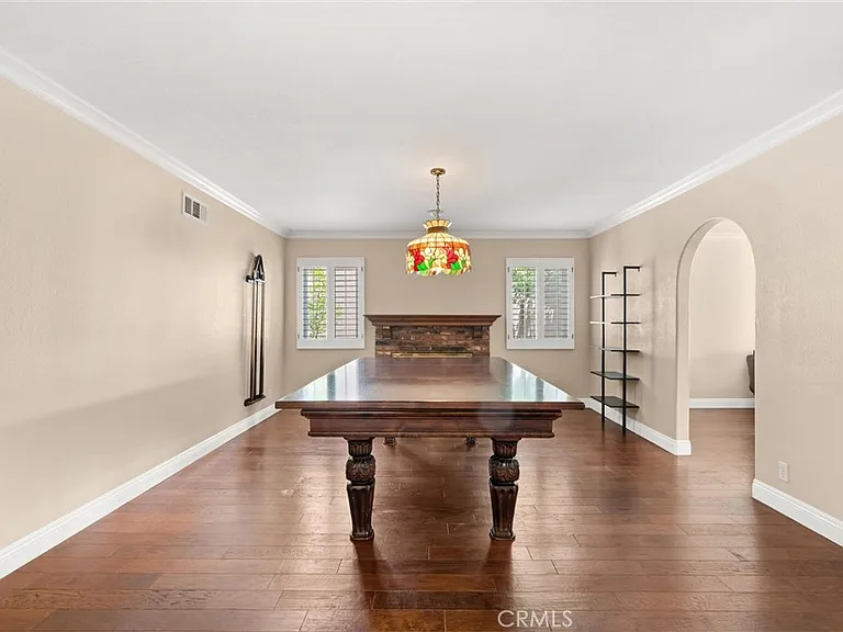 5081 Howard Ave — Photo 12