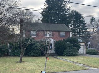 26 Fairfax St, Newton, MA 02465