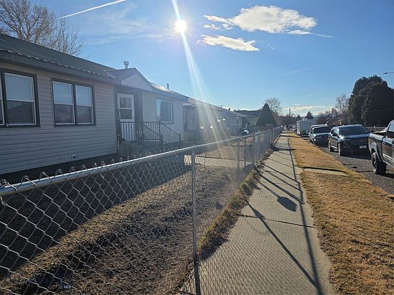 3rd image of 2840 Bayard St