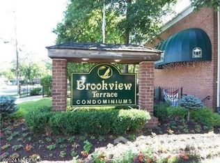 289 Main St APT 6F, Spotswood, NJ 08884