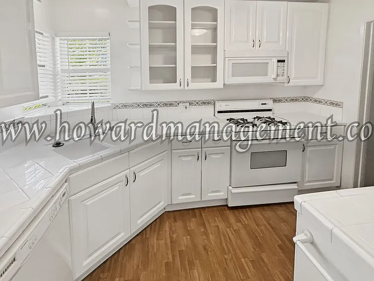 01658CE — Photo 16