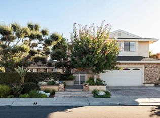 8871 Nottingham Pl, La Jolla, CA 92037