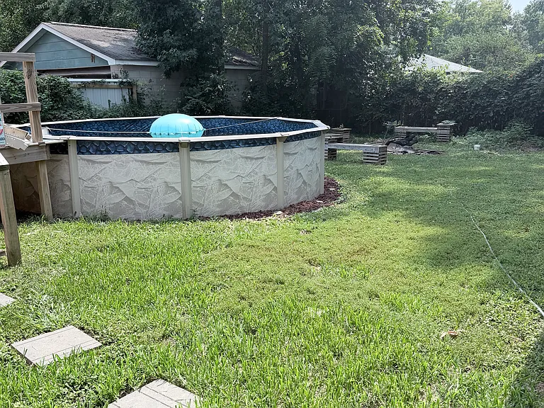 3206 Patricia Dr — Photo 6