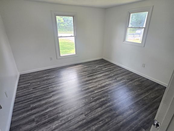 2nd image of 13190 Highway 555