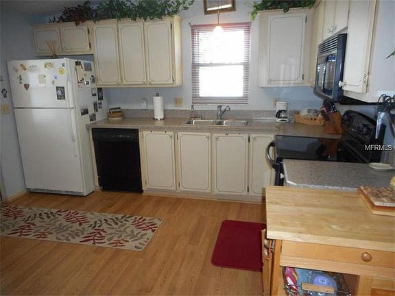 4th image of 1618 Pinehurst Dr