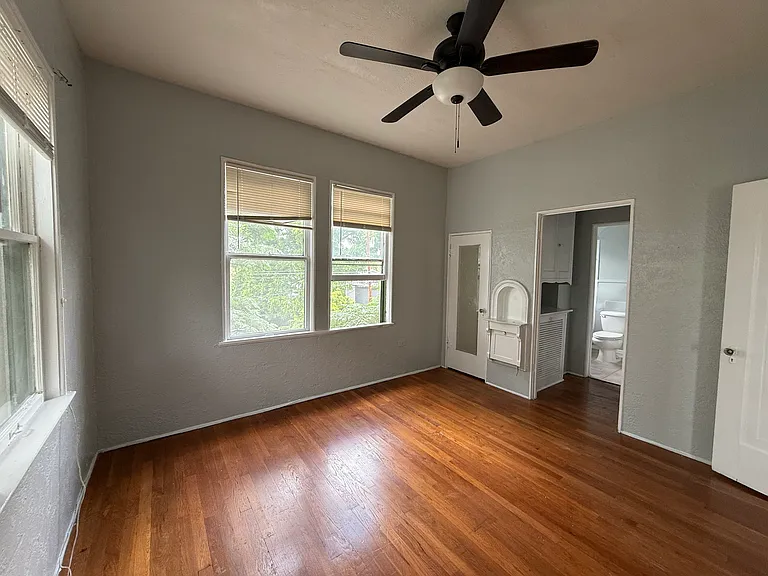 326 W Huisache Ave #11 — Photo 12