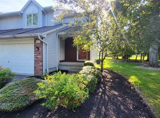83 Northwood Dr, Depew, NY 14043