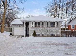 640 Brealey Dr #1, Peterborough, ON K9K2M7
