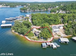 Outer Dr, Lake Ozark, MO 65049