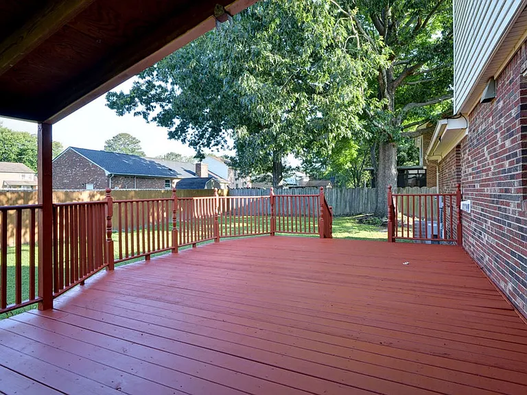 16 Natalie Dr — Photo 28