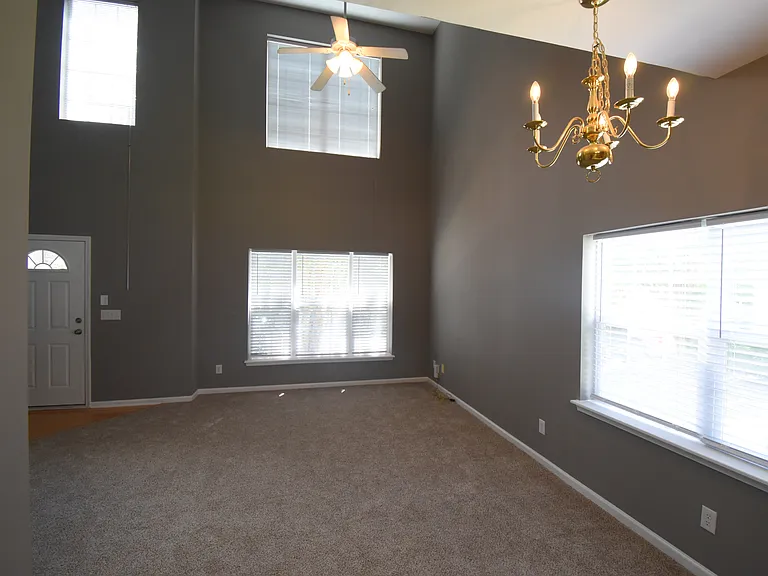 2849 Summergrove Ct — Photo 8