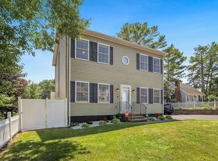 12 Jackson St, Plymouth, MA 02360