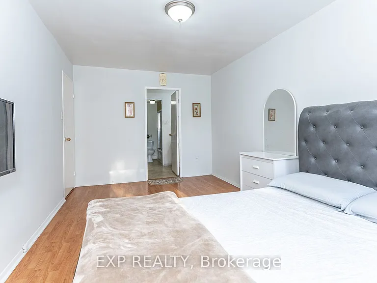 4001 Don Mills Rd #110 — Photo 31
