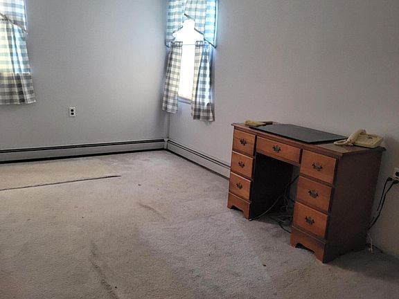 5th image of 83 Larkspur Court