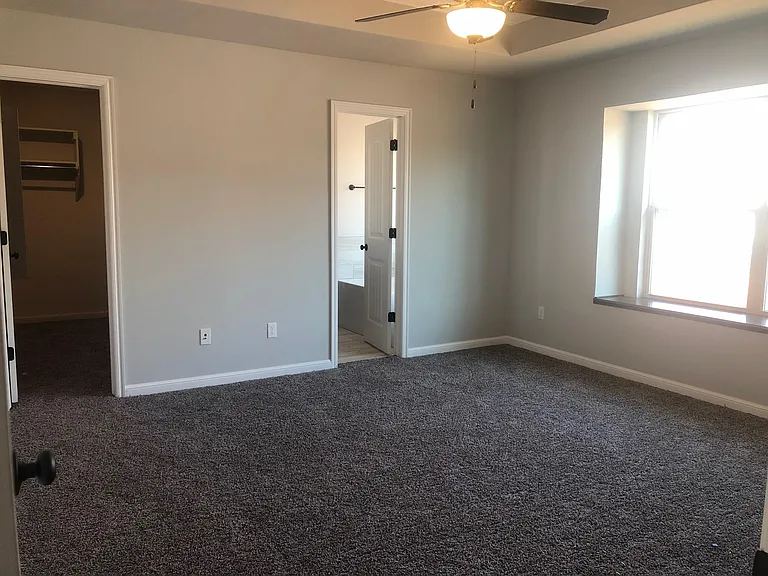 2316 Norwood Dr — Photo 10