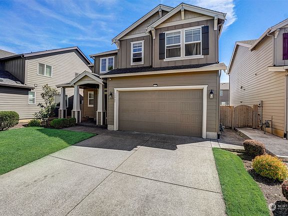 2nd image of 13905 NE 102nd Street