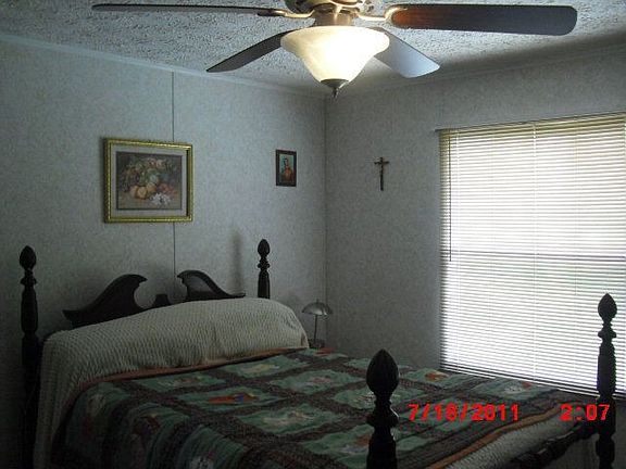 5th image of 1 Bridlewood Dr