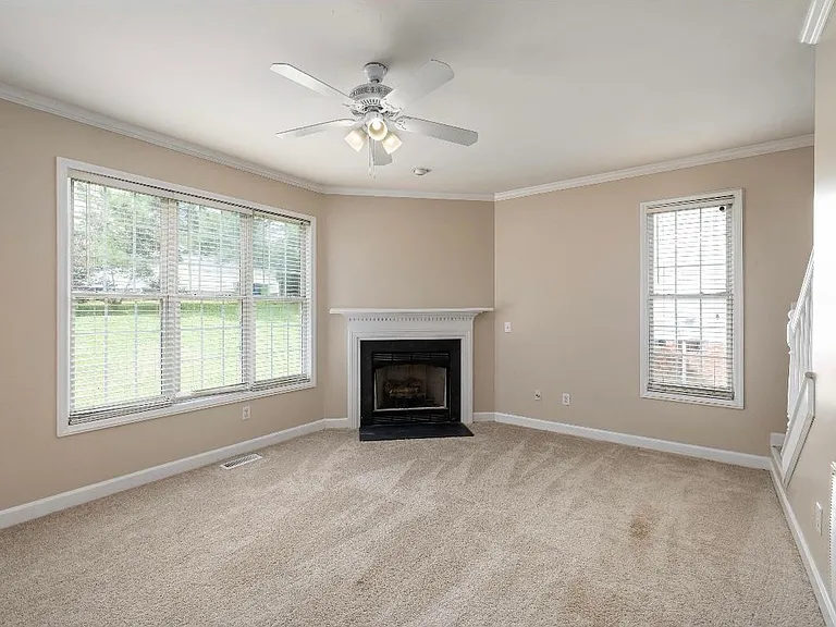3209 Livia Cir — Photo 27