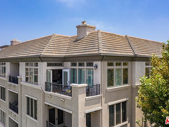 3rd image of 5721 S Crescent Park APT 404