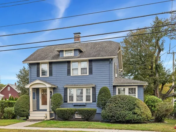 301 Upham St, Melrose, MA 02176
