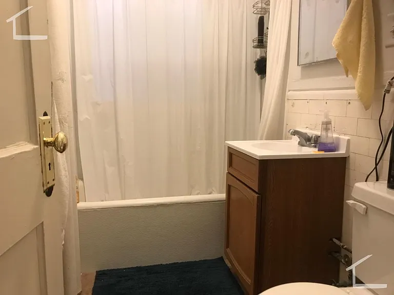 5 Walbridge St #4L — Photo 5