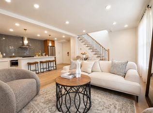 7 Pierce Ave, Jersey City, NJ 07307