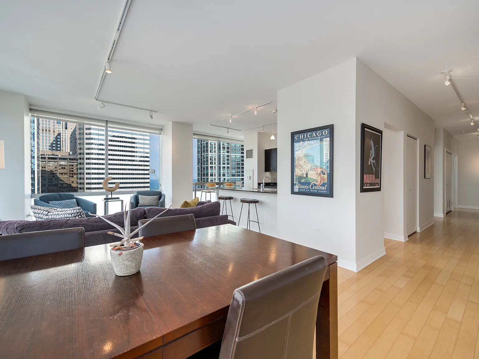 2 bed, 1390 sqft, $3,500 — Photo 4