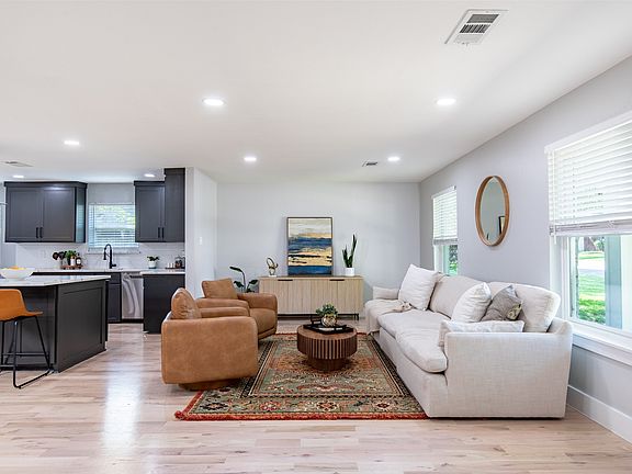 3rd image of 3368 Merrell Rd