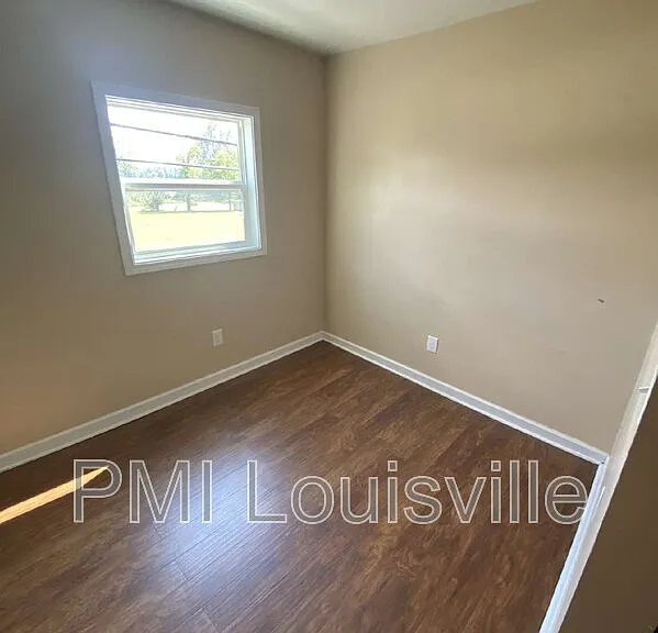 1302 Main St #C — Photo 5