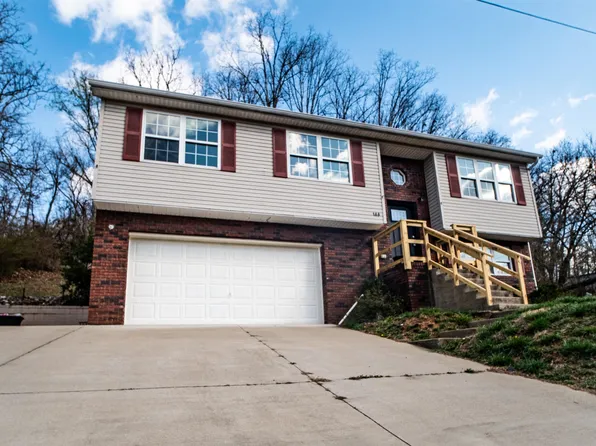 160 Sherwood Dr, Huntington, WV 25704