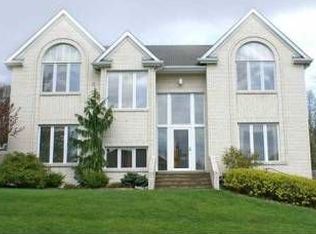 10322 Ridgecrest Point, Wexford, PA 15090