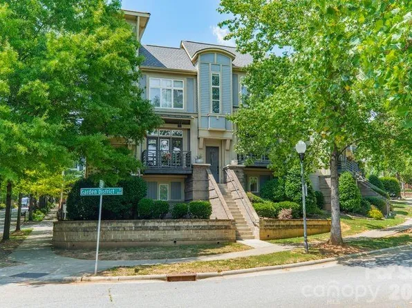 820 Garden District Dr, Charlotte, NC 28202