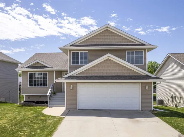 1573 Vesti Ln, Iowa City, IA 52240