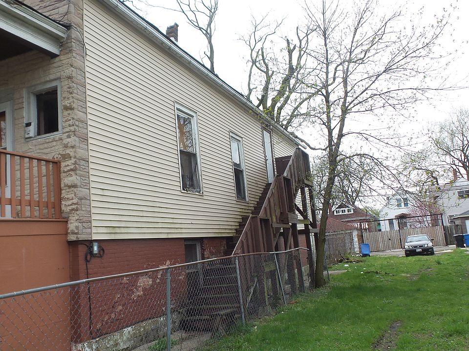 2nd image of 7344 S Peoria St