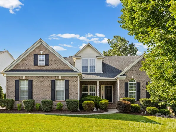622 Panthers Way, Fort Mill, SC 29708