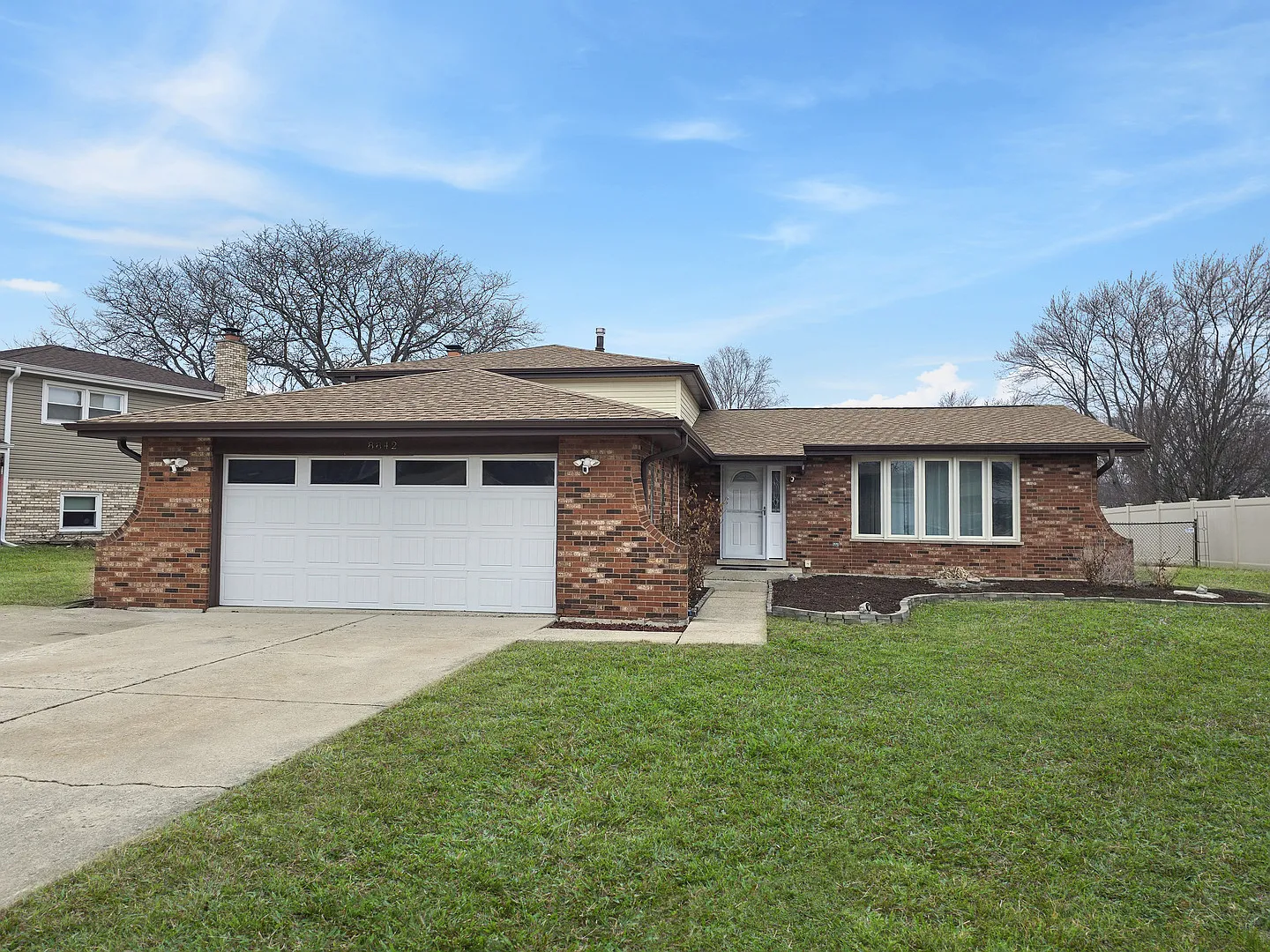 8842 Briarwood Ln photo 1