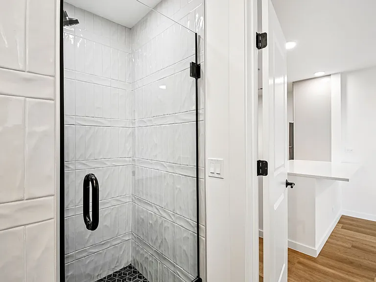 The Nest at Lincoln Park West — Photo 35