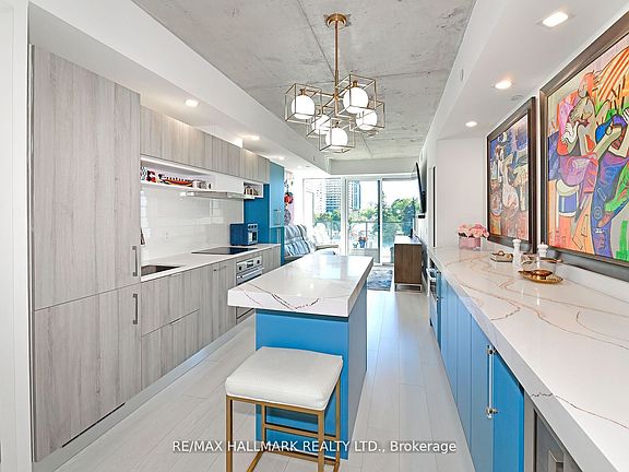 3rd image of 5 Soudan Ave #606