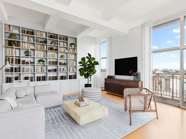 438 12th Street 5C image 2 of 11