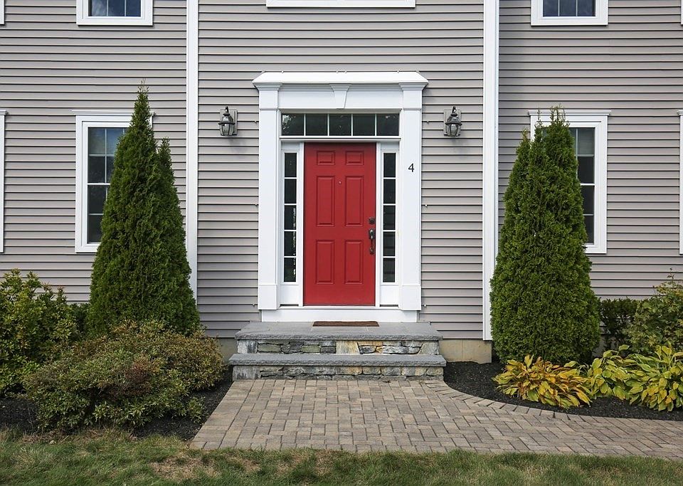 4 Heywood St, Shrewsbury, MA 01545 Zillow