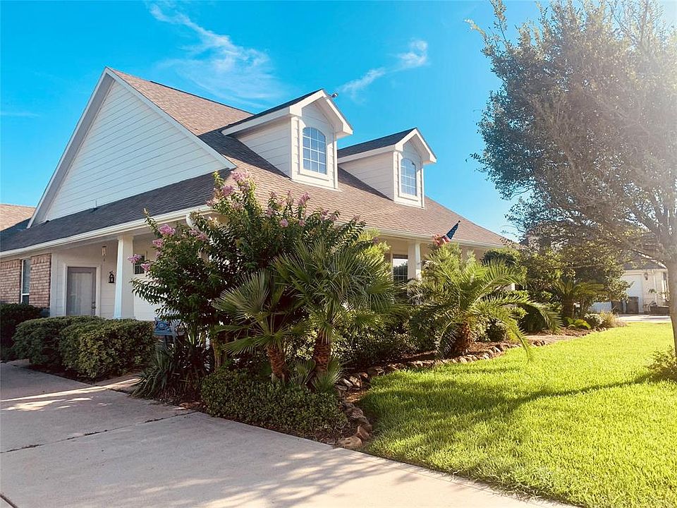 1st image of 3003 Royal Palm Dr