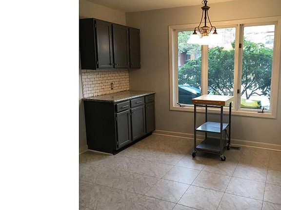 2nd image of 5304 Pinehurst Dr