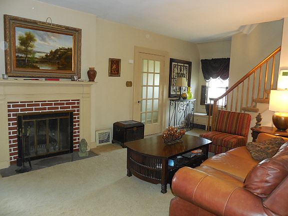 2nd image of 55 Lucy St