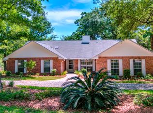 204 Kathy Ln E, Freeport, FL 32439