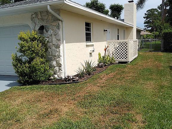3rd image of 5541 Briar Creek Way