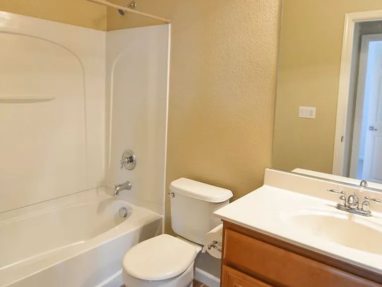 1159 Laureto St — Photo 13