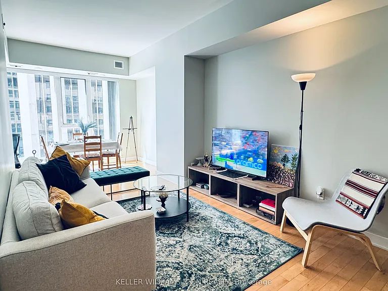40 Nepean St #301 — Photo 9